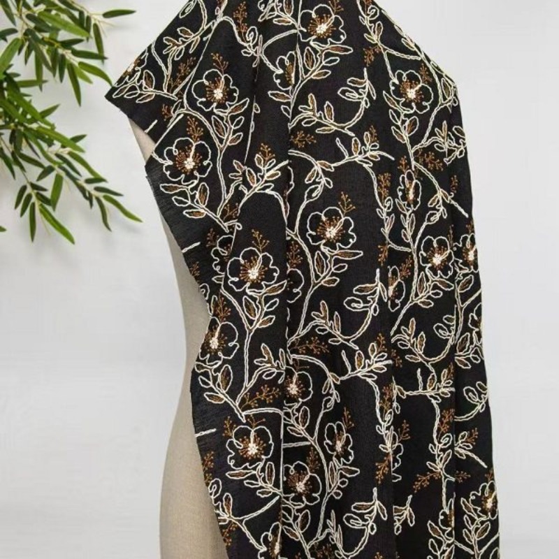 Bestickter Tüll-Spitzenbesatz  – Lace Dress Bewertung und Preis